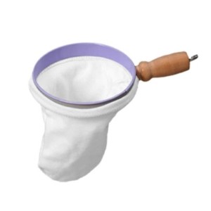 Coador Flanela Cabo Madeira Grande