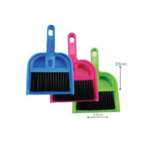 Kit  Vassoura  e  Pá  Pequena