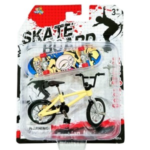Conjunto Com 1 Bicicleta  e 1 Skate  Manual  De Plastico